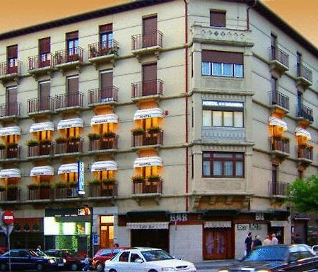 Hostal Navarra Pamplona Exterior foto